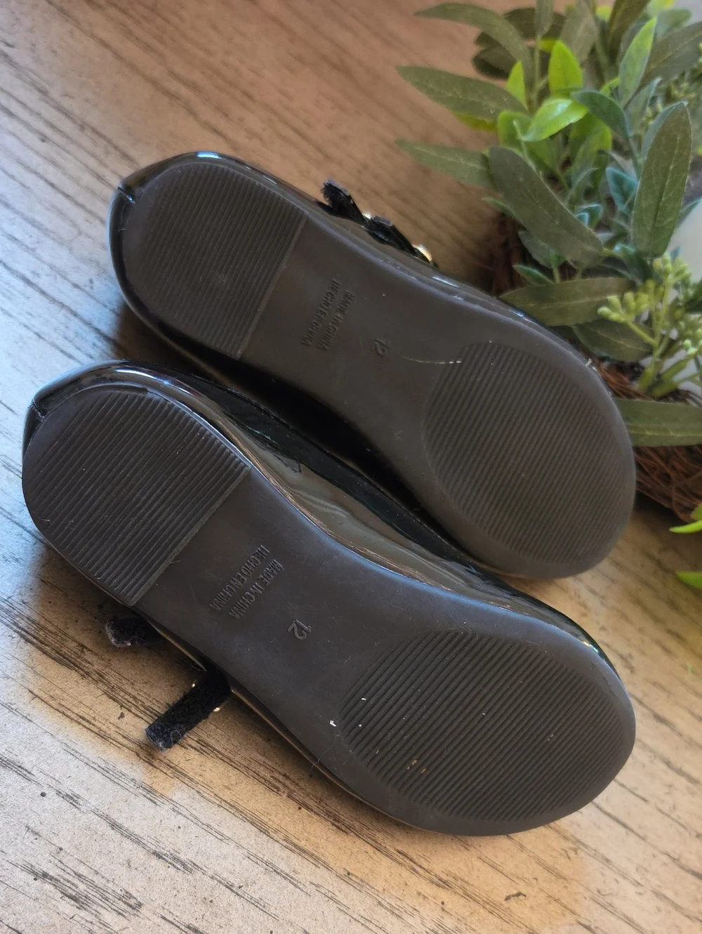 Girls Black Double-Strap Mary Jane Shoes Size 12